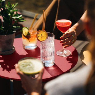 Cocktail geserveerd in De Maecht van Ghent op de Korenmarkt