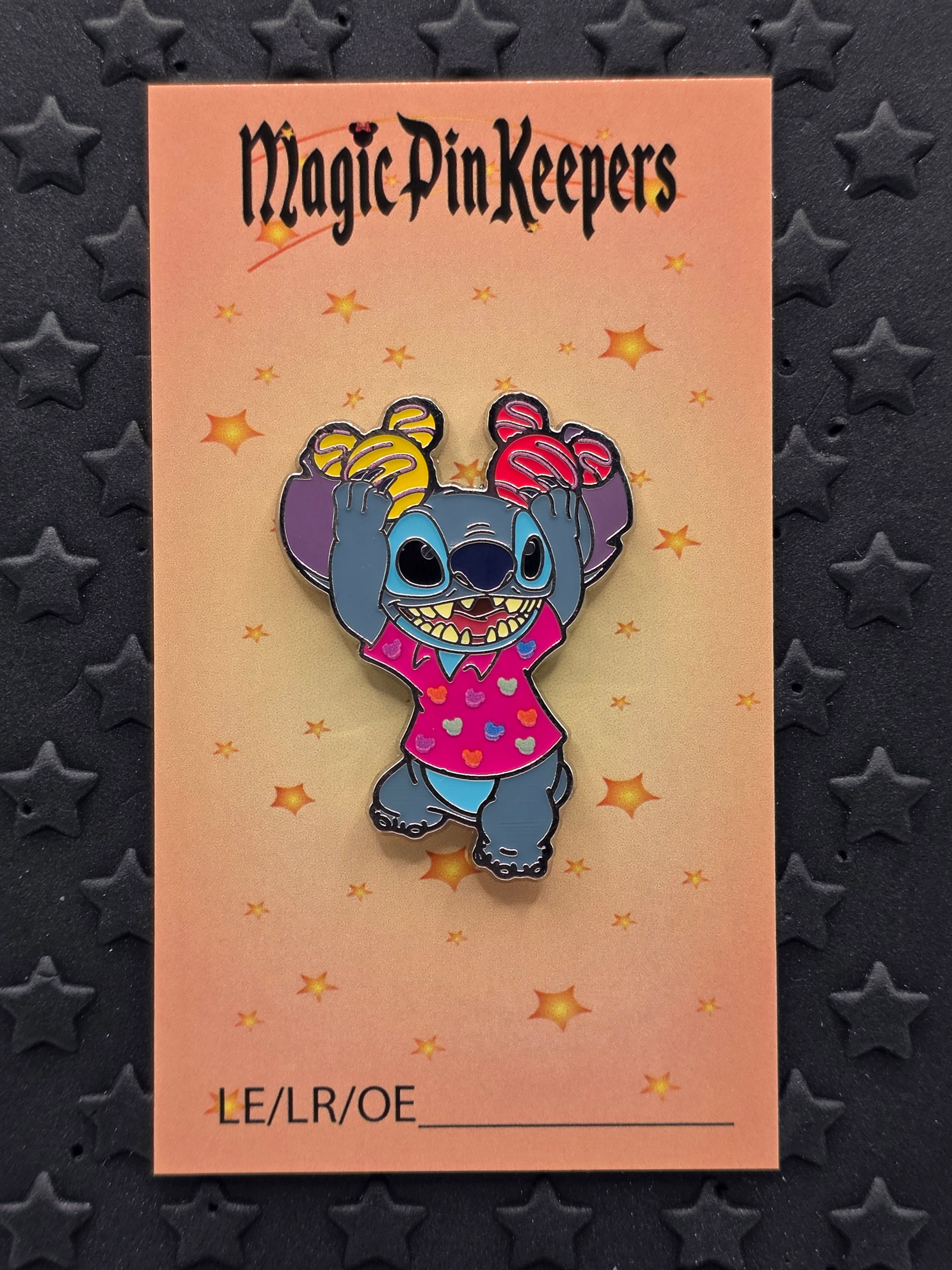 Stitch -  Mickey Macarons - Stitch Attacks Snacks - Mystery - Disney Pin