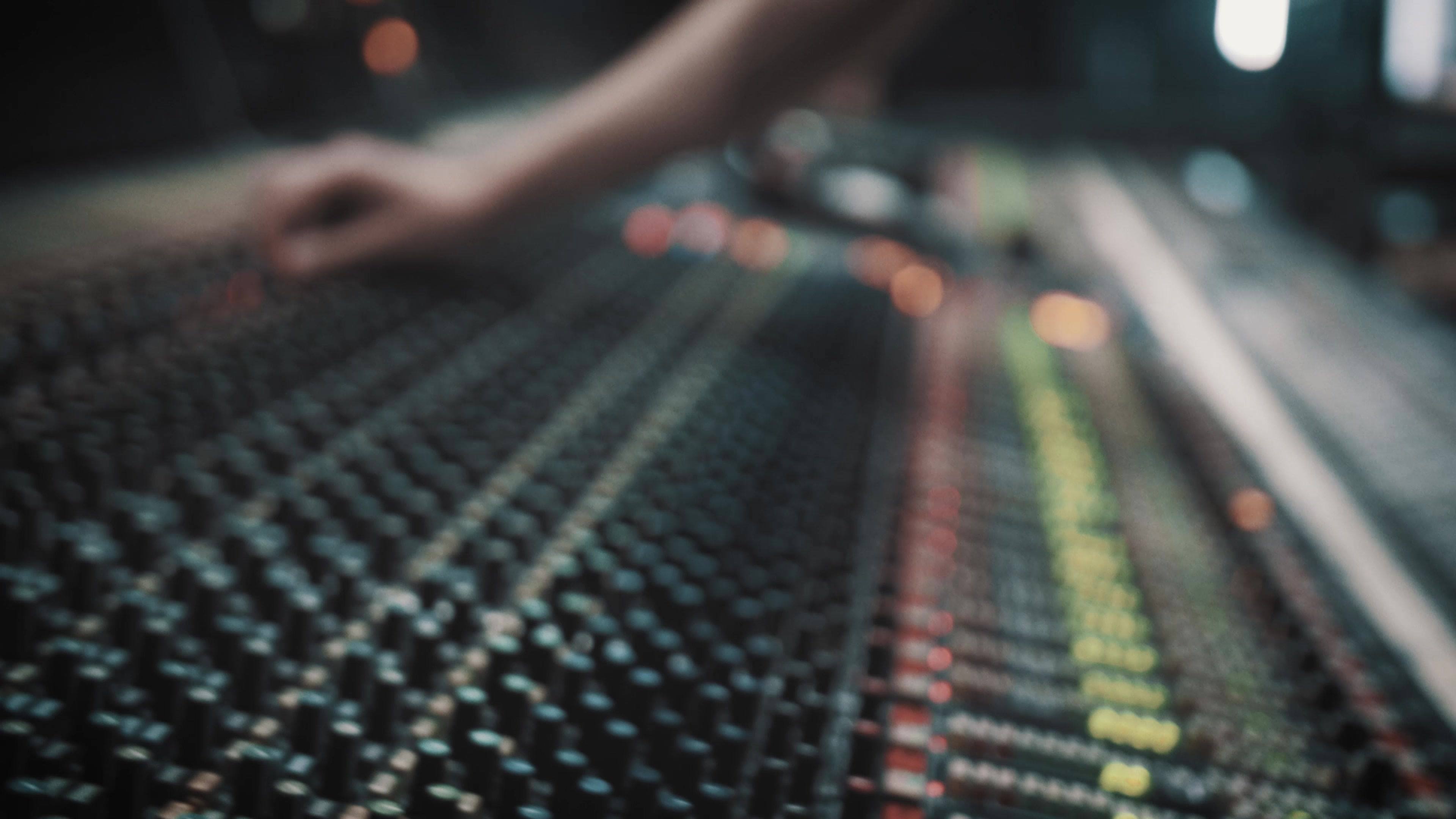 Falling - Live @ 301 Studios