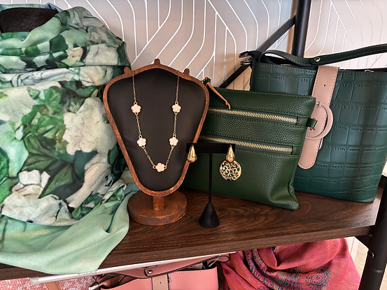 boutique display.HEIC