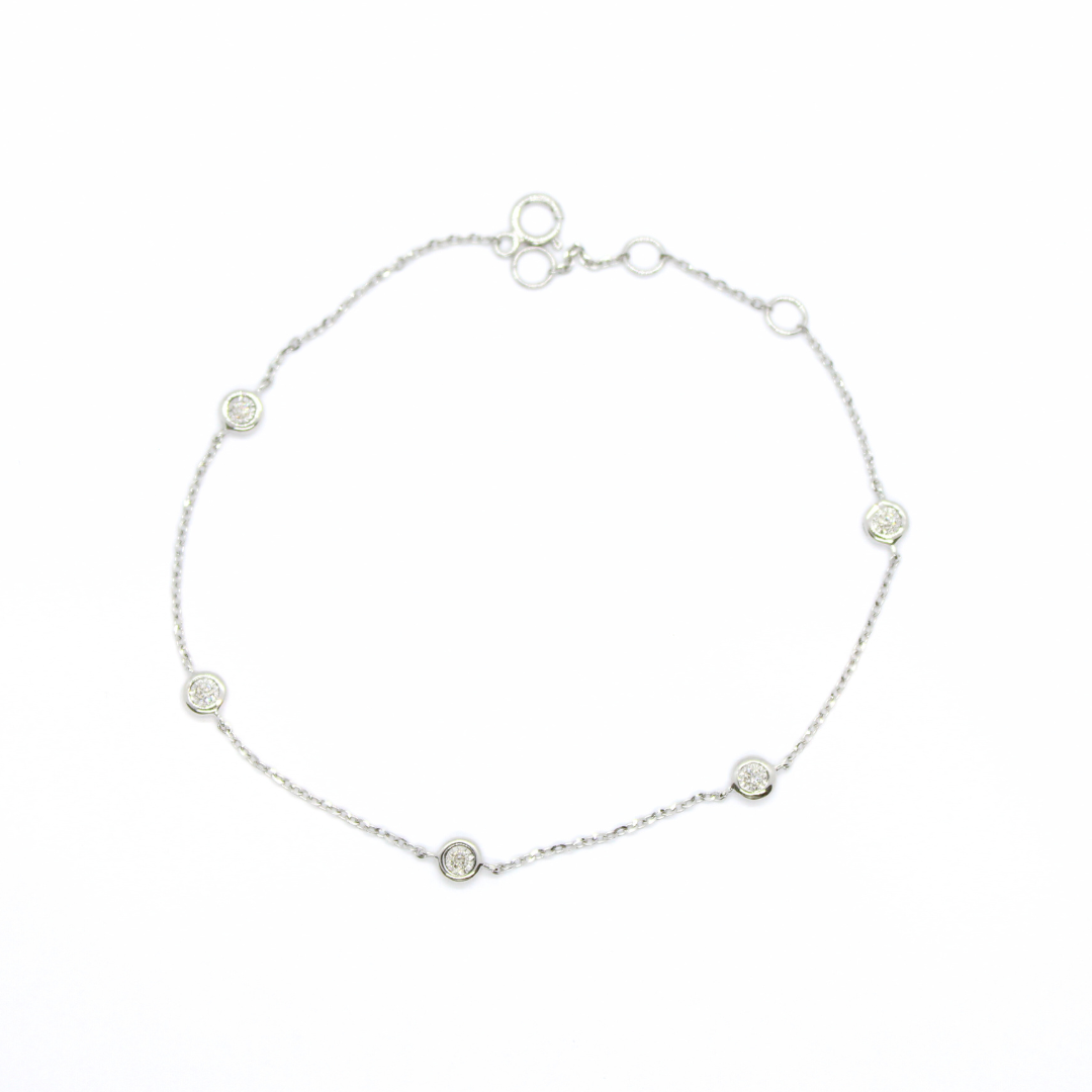 WHITE GOLD DIAMOND BEZEL STATION BRACELET