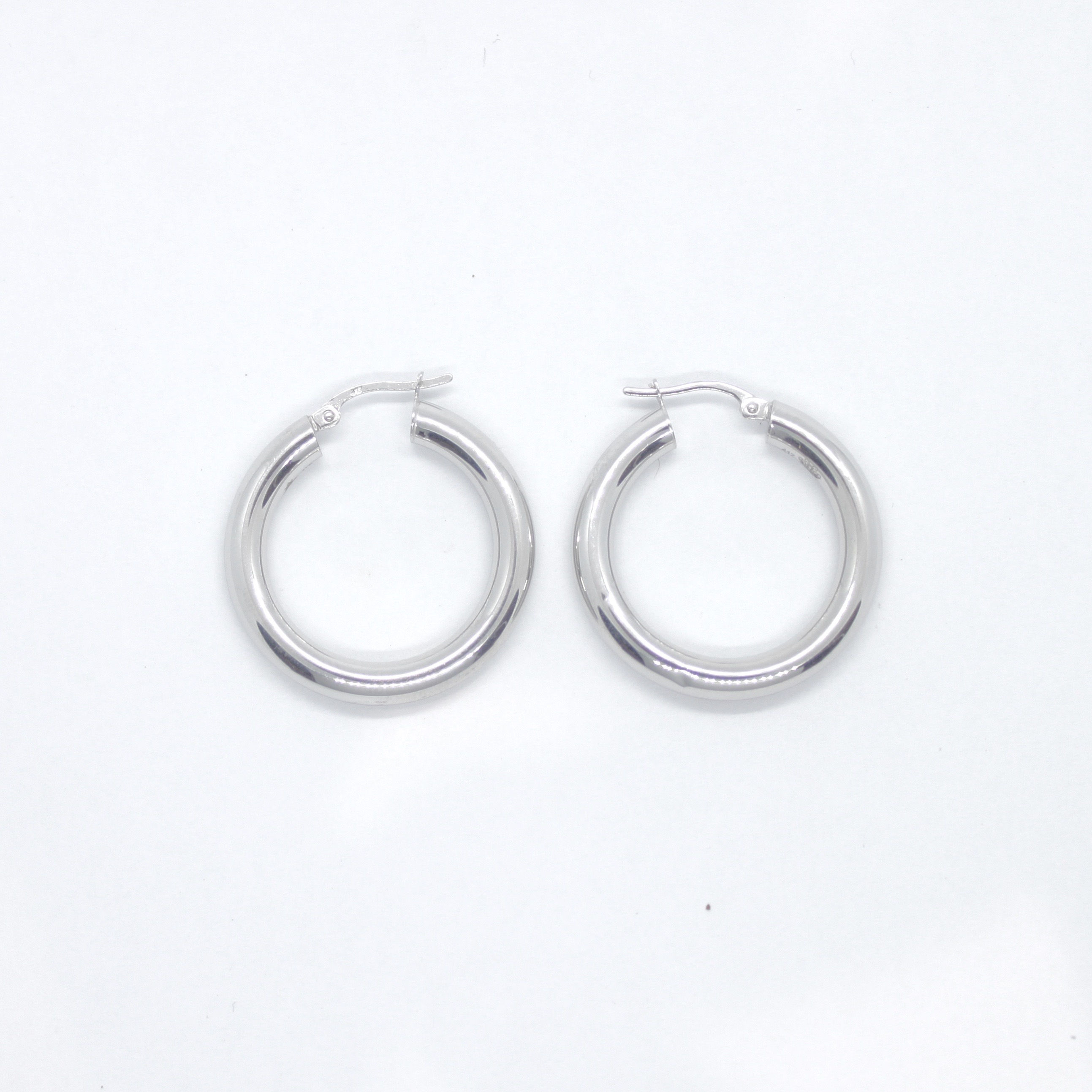 WHITE GOLD ROUND HOOPS (30MM)