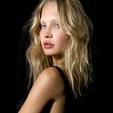 sniders, isabeau III.jpg