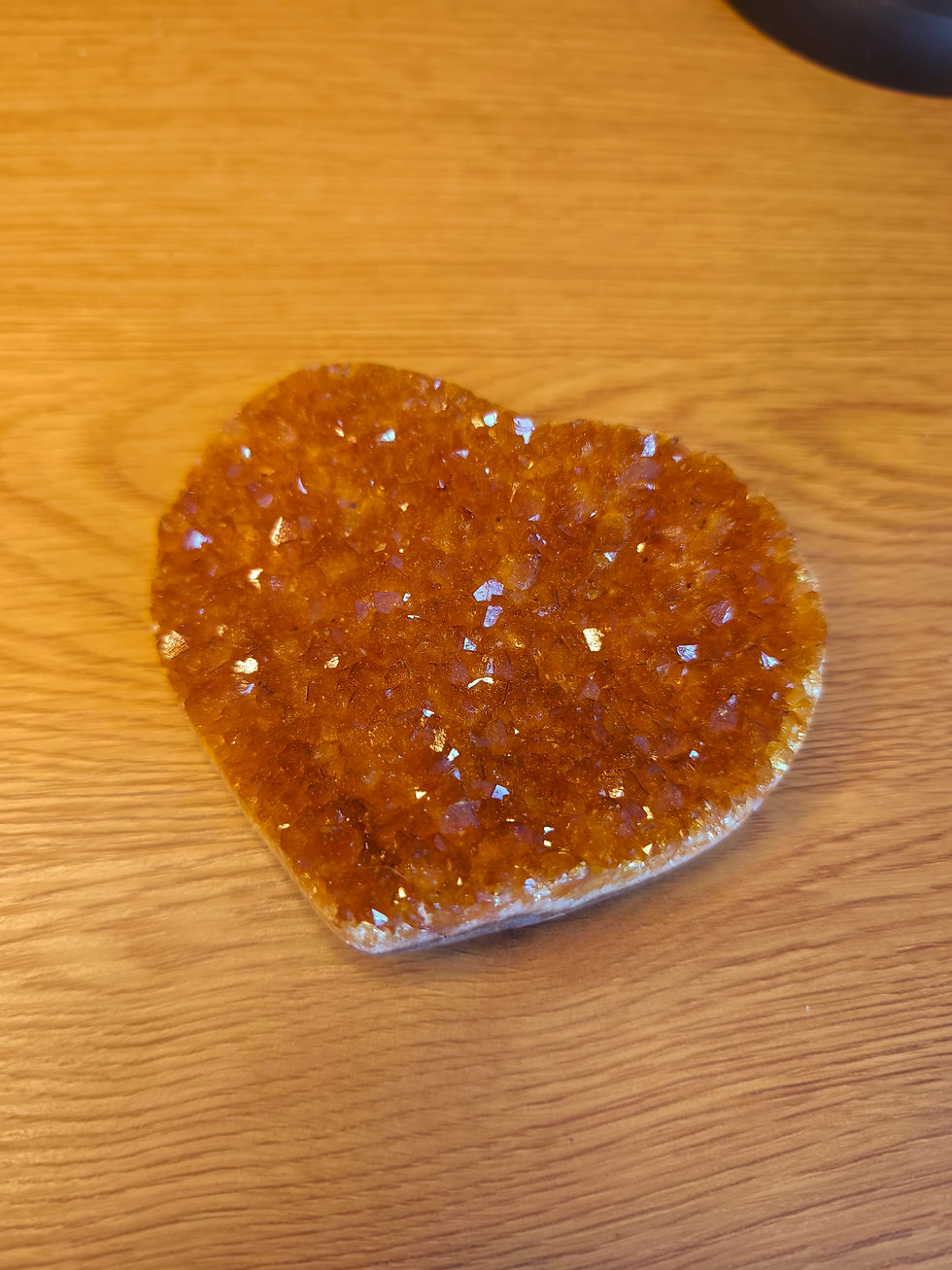 Miniaturbild: 💛 Cœur en Citrine d’Uruguay (Améthyste chauffée) ✨