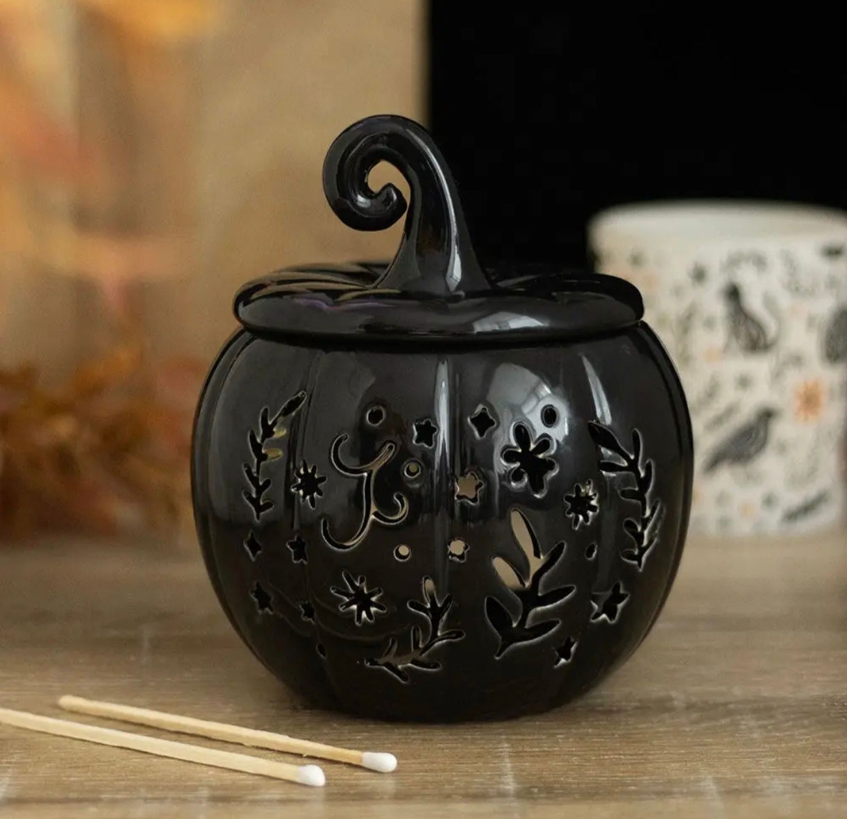 Brûleur d'huile et chauffe-cire citrouille Halloween Black Folk