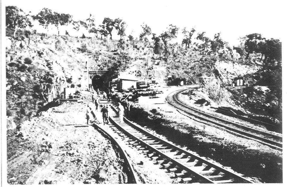 Construction of the deviation right of the original line through the tunnel, 1945