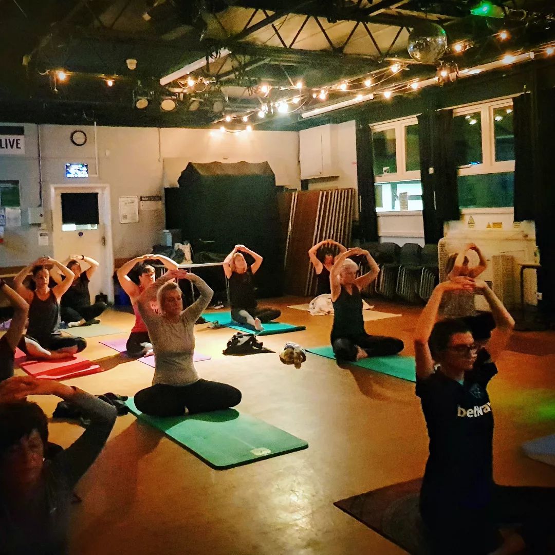 Yoga Class Hornchurch Havering, UK Chloe Newman Yoga outdoor
