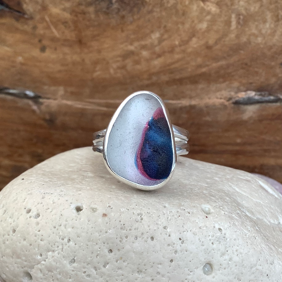 Thumbnail: Blue/Red Multi Seaham Seaglass and Sterling Silver Ring (size R US 8.5)