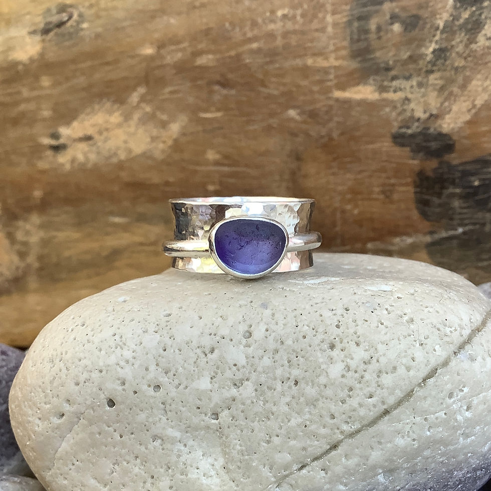 Thumbnail: Purple Seaham Seaglass and Sterling Silver Spinner Ring (Size S US 9) 