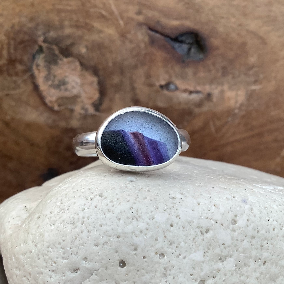 Thumbnail: Purple/Red Multi Seaham Seaglass and Sterling Silver Ring (size S US 9)