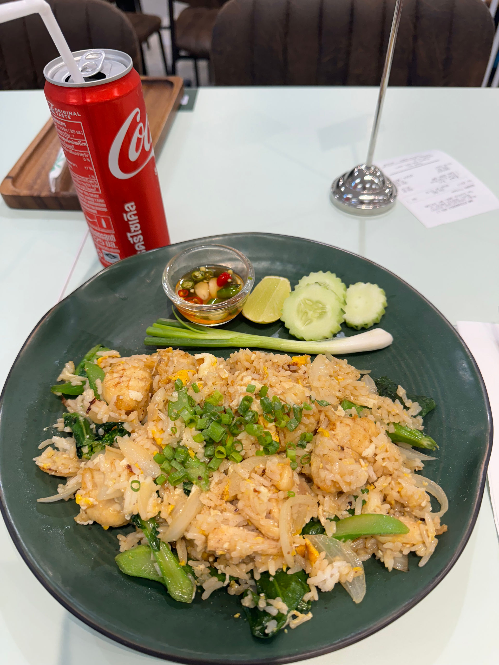 Thailänisches Essen - Reis und Hähnchen