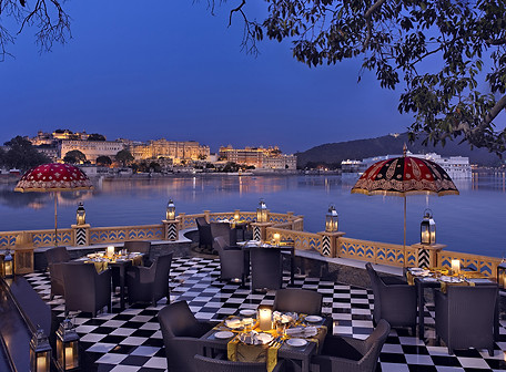 lake palace udaipur.jpg