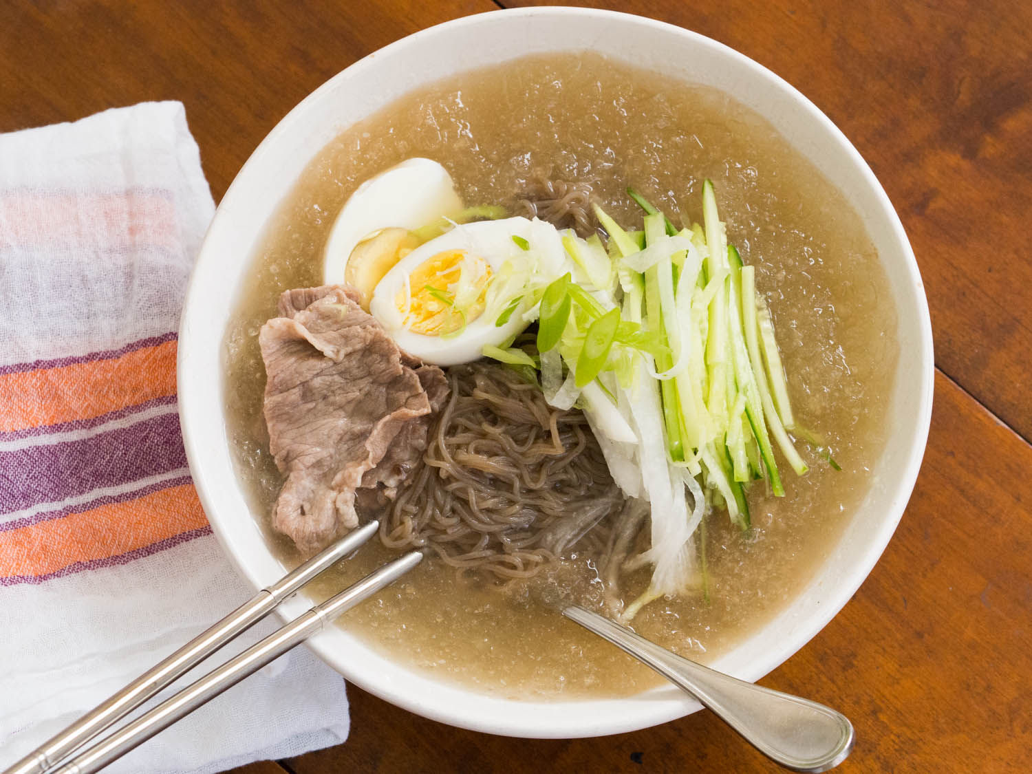 MUL-NAENGMYEON (물냉면)
