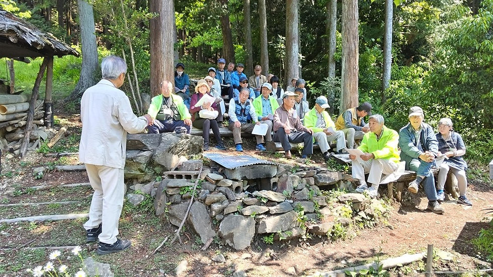 爽やかな緑蔭で総会開催　新たなステップです