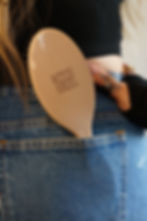 Thumbnail: The Detangling Brush