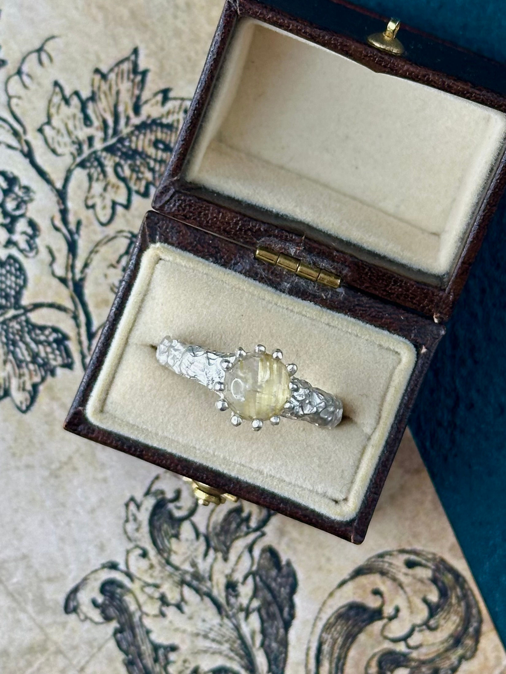 【Silver925 ルチルクォーツinキャッツアイ1.77ct】 demiuリング