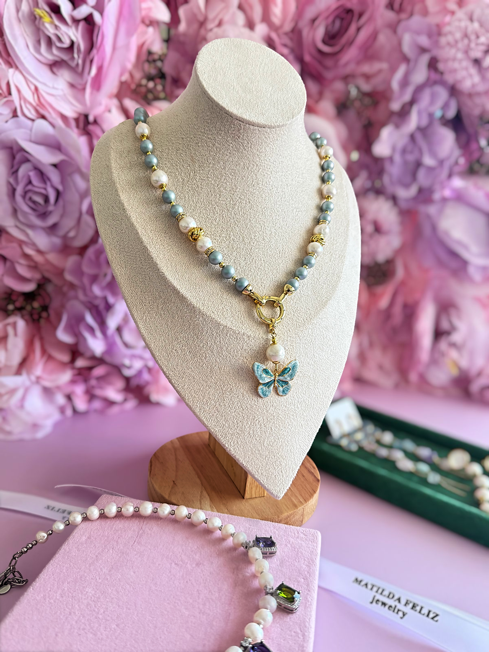 Thumbnail: Necklace “butterfly” 🦋