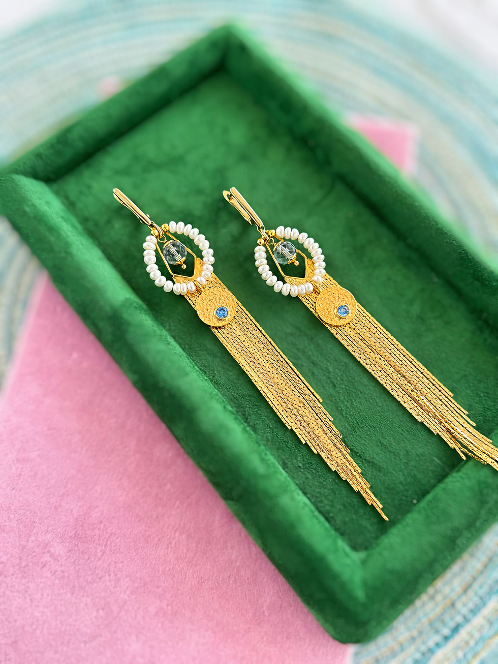 Waterfall earrings with pearls and topazes