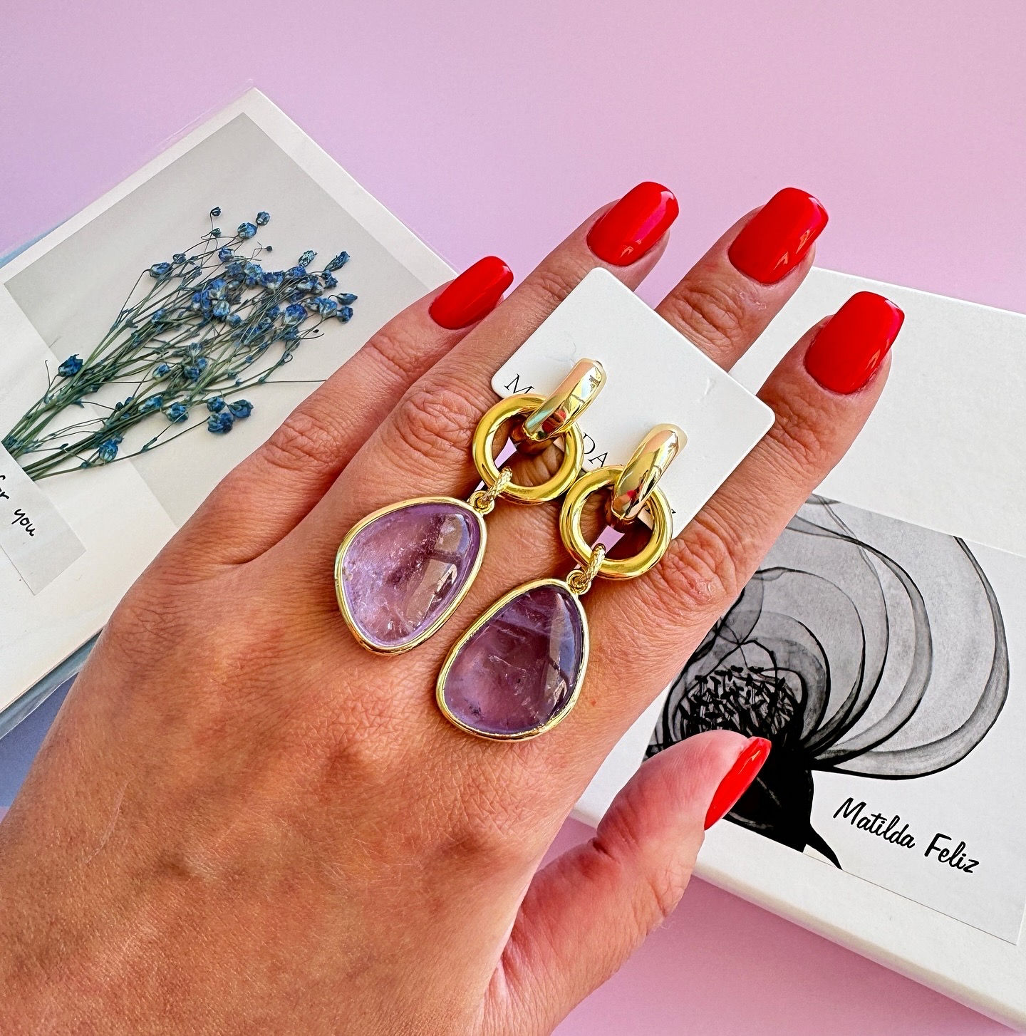 Earrings with amethyst 