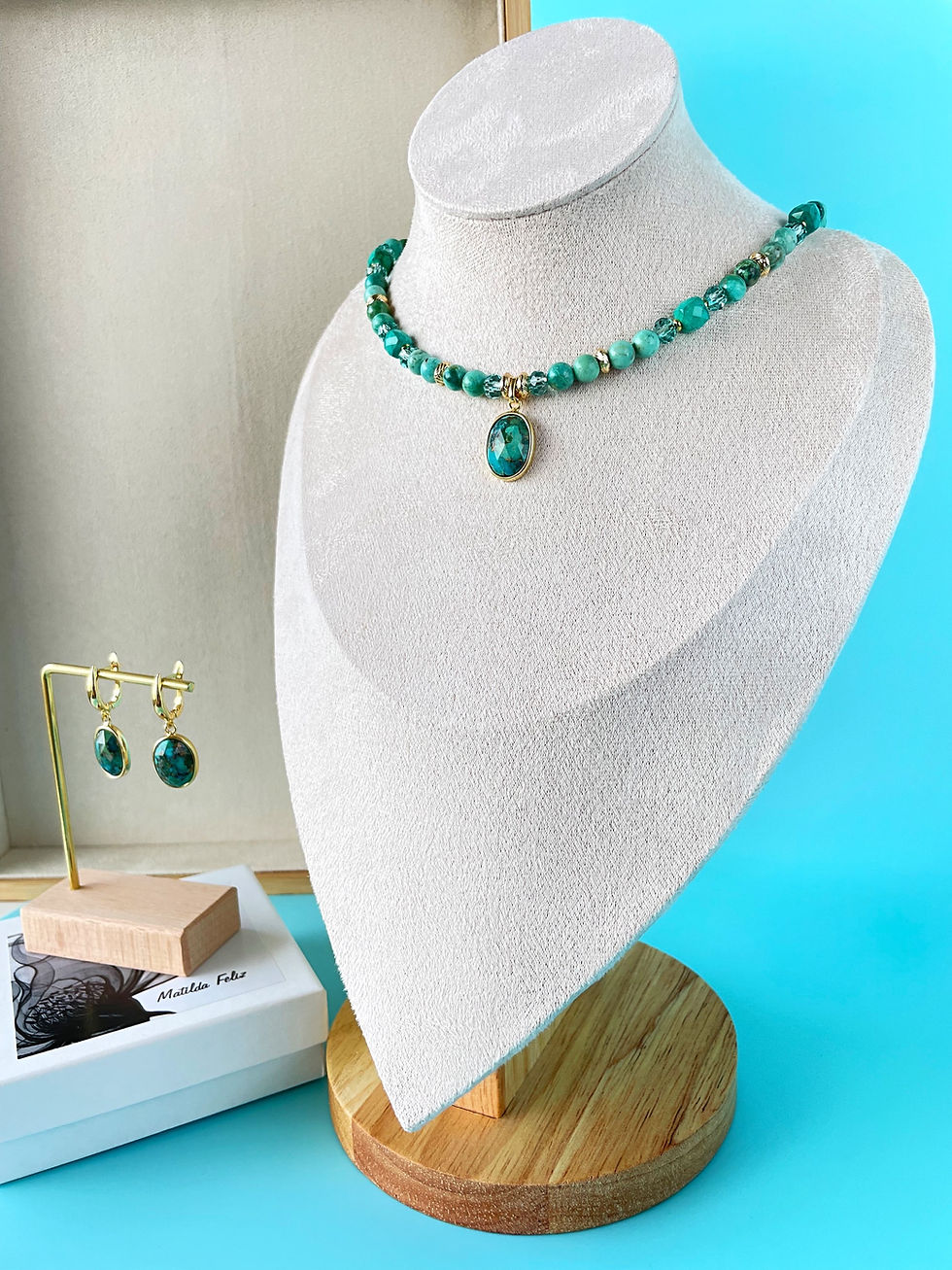 Thumbnail: Necklace with Turquoise