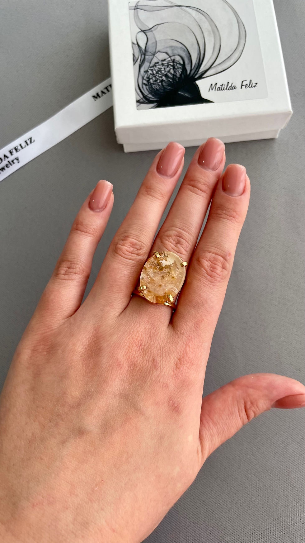 Миниатюра: Ring with  rutilated quartz