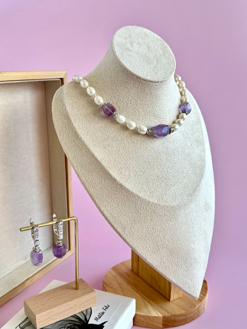 Миниатюра: Necklace “Pearl with amethyst”