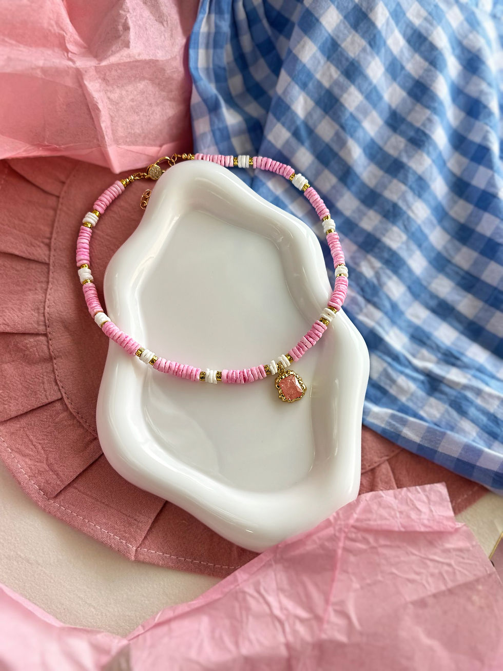 Thumbnail: Necklace “shell rock and crystals”