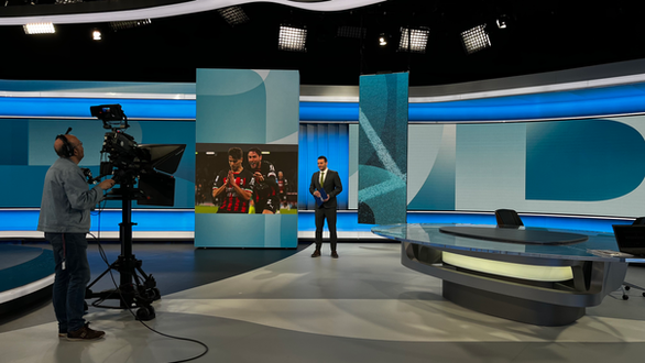 GDRSystems EOOD installed multiple LED video walls at Nova Broadcast News Studio including high resolution displays with curve installation , 4K displays based on 1.5mm pixel pitch and 24m long LED top bar based on creative LED modules WN1.9X from LAMPRO