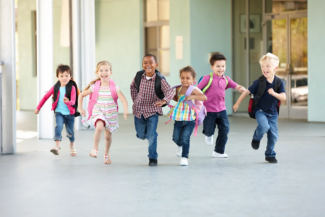Enfants participant à l'École des Grands