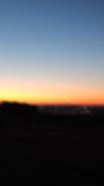 amanecer Madrid de fondo
