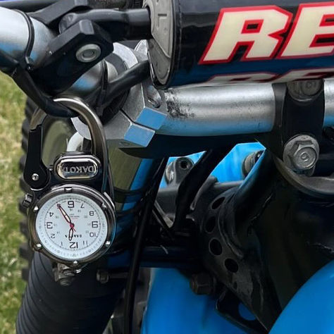 Timekeeping: How Clip Watches Help Keep Time in Sports Like Motocross
