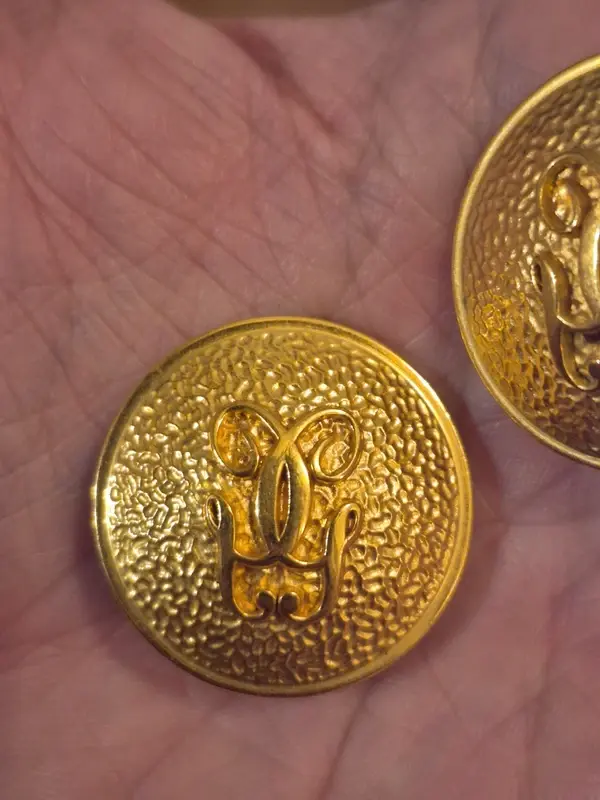 Miniature : Paire Boucles D’Oreilles Clips Guerlain Monogramme Métal Doré