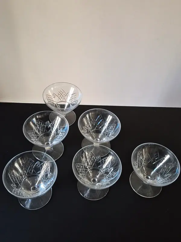 Thumbnail: 6 Coupes A Champagne Cristal Saint Louis Ancien