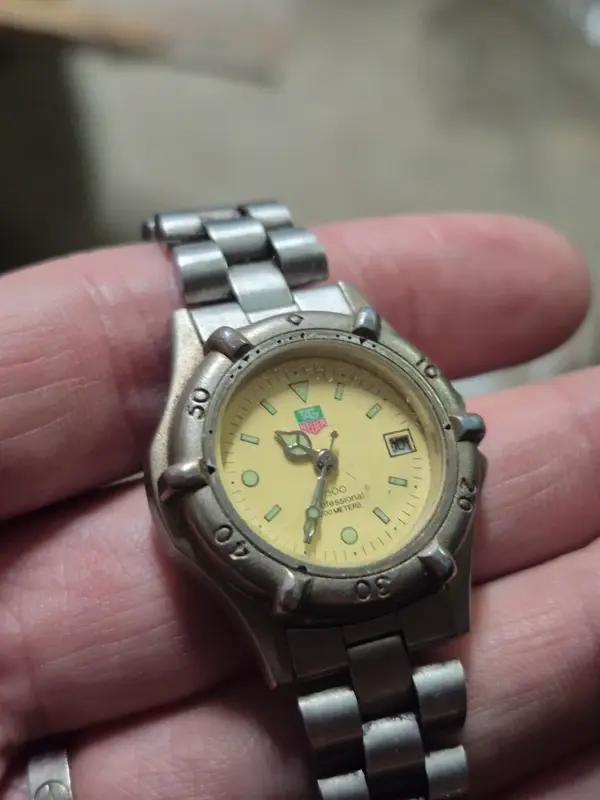 Thumbnail: Montre Tag Heuer 1500 Professional Quartz Vintage