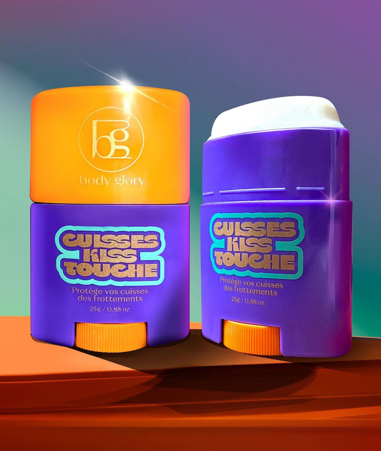 Stick cuisses kiss touche