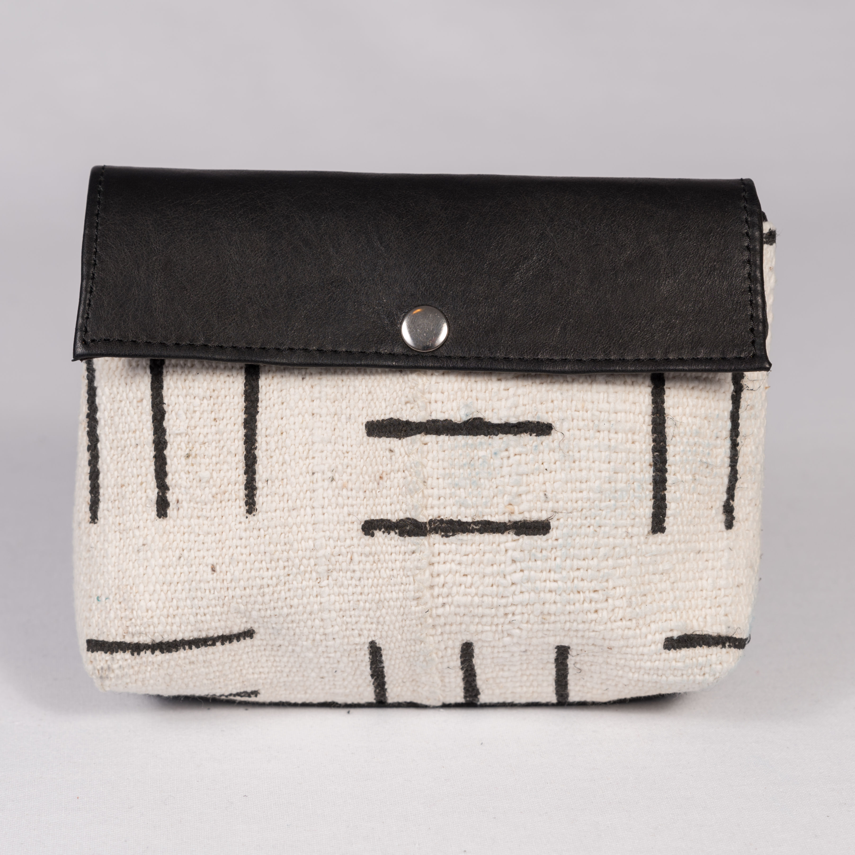 Madame Dakar Make-up Kit - Bogolan - white/black