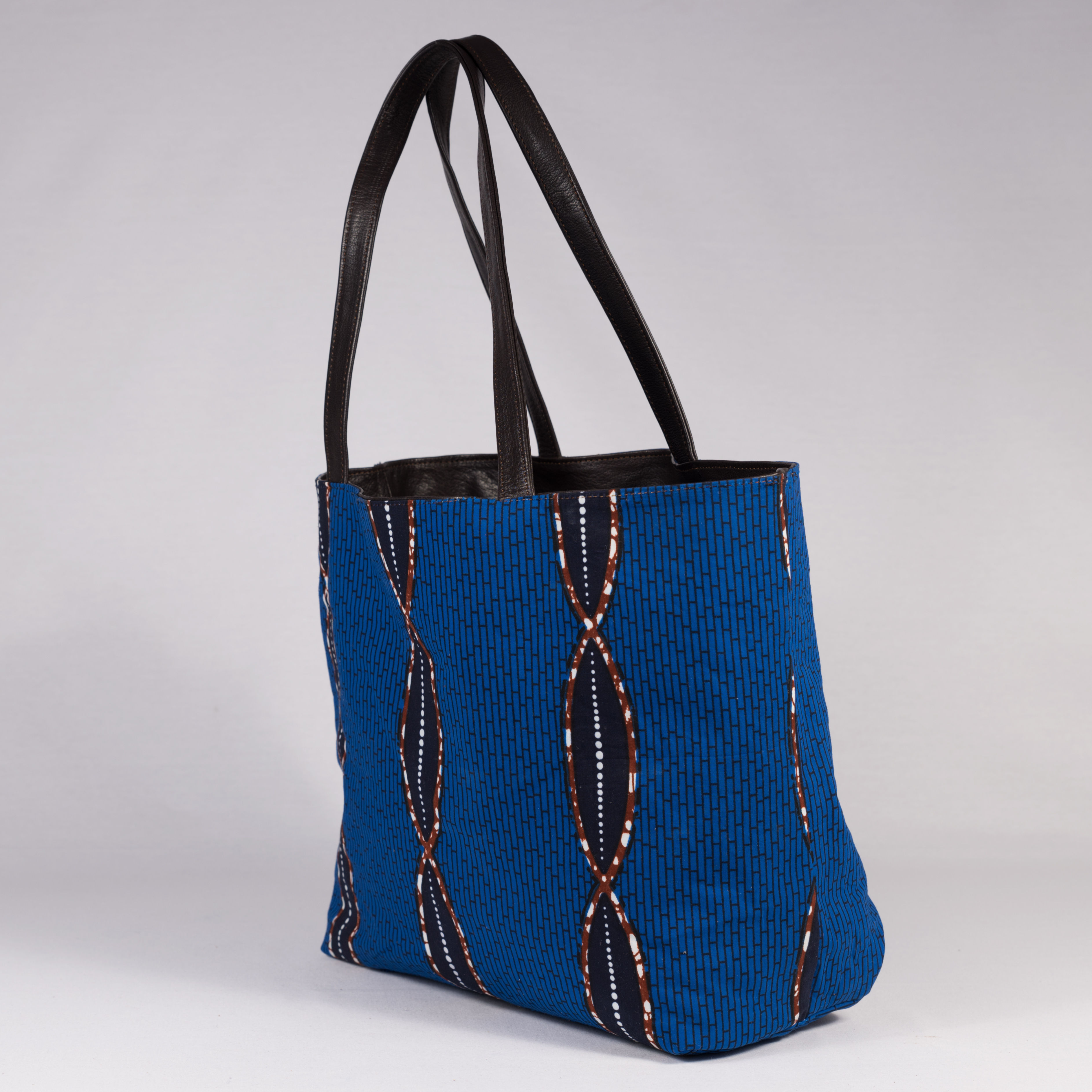Madame Dakar Reversible Tote Bag - blue waves