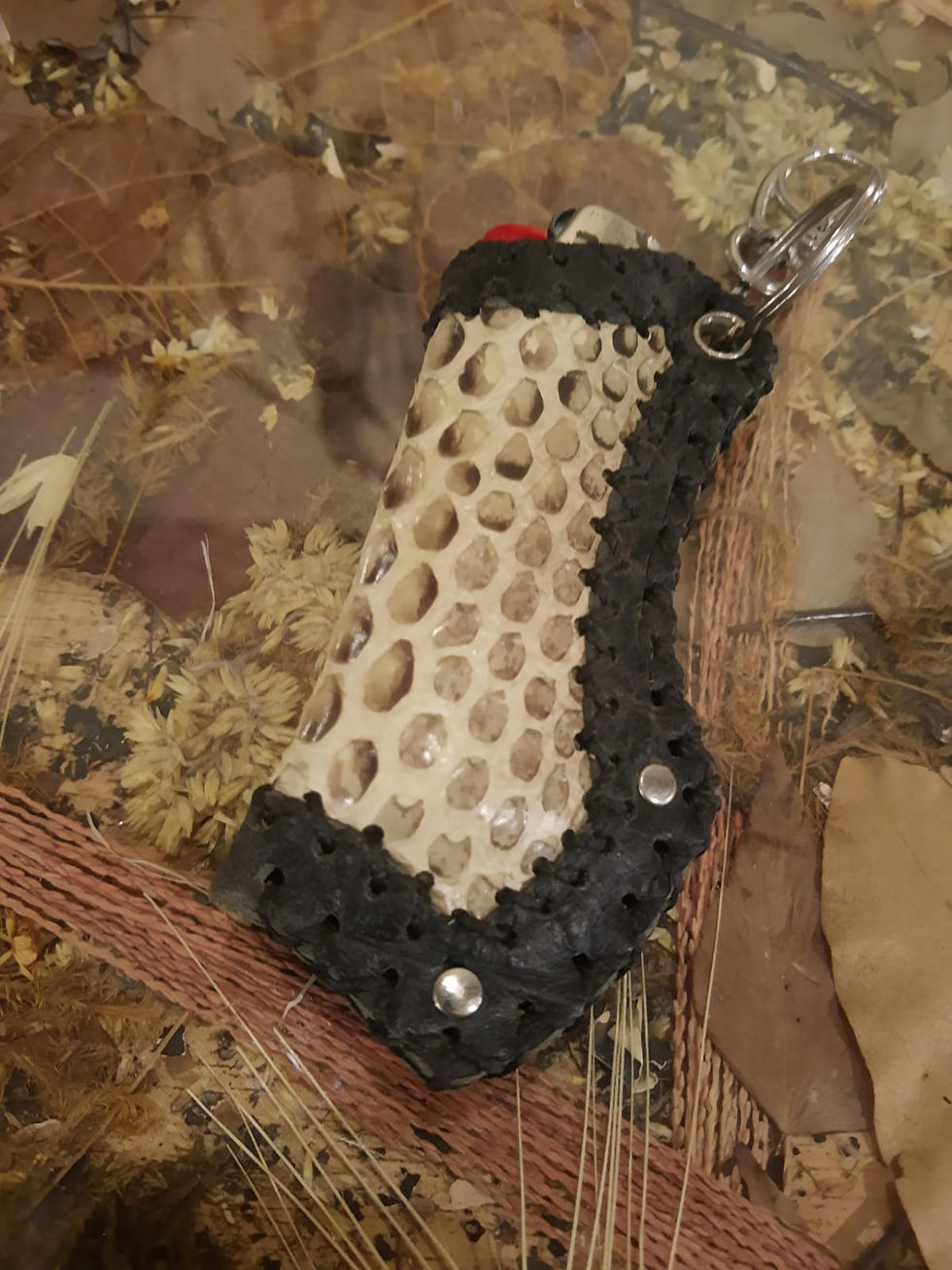 Porta Isqueiro Python Natural G