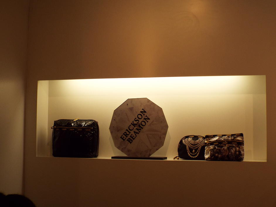 lesportsac