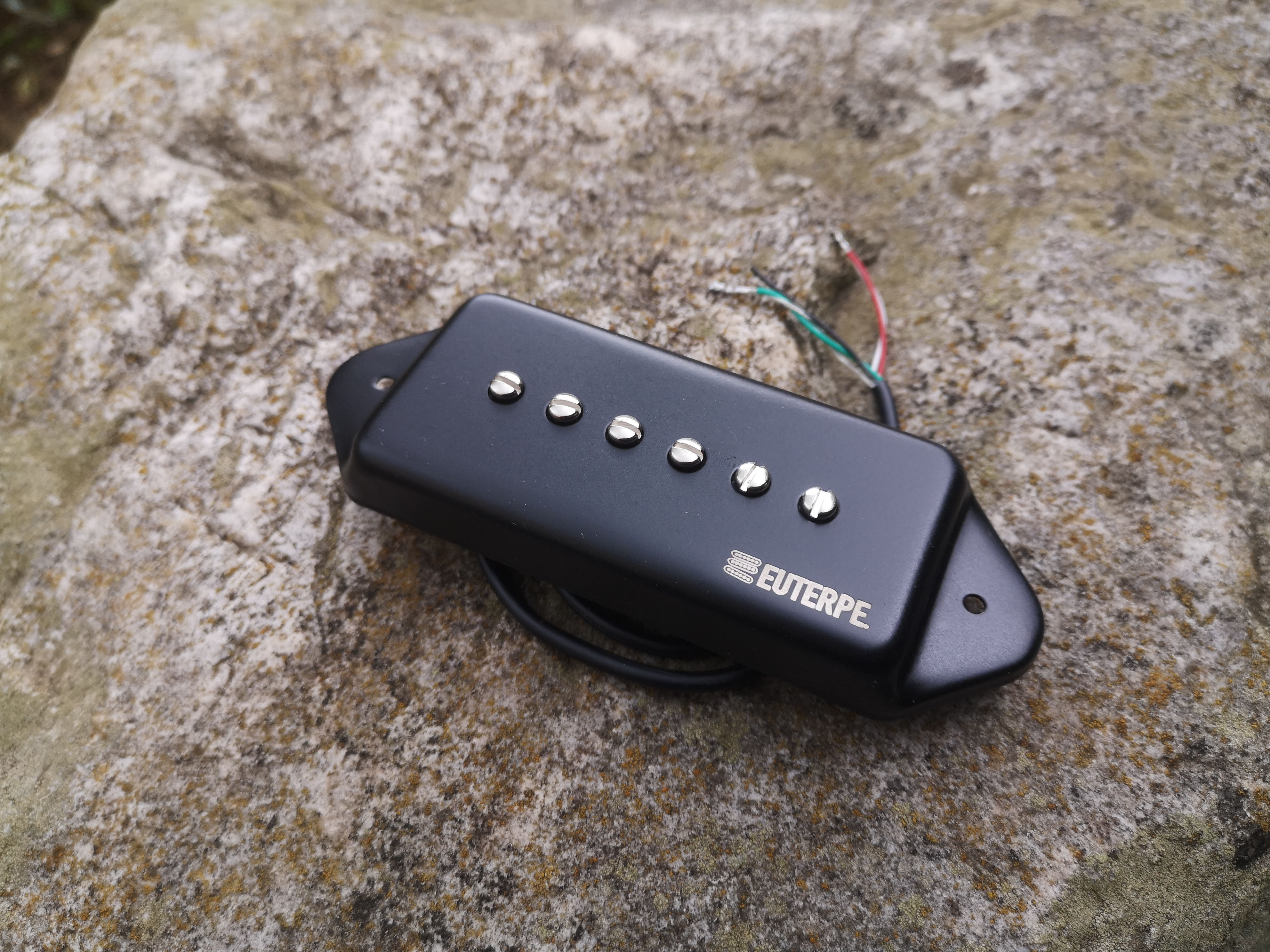 Dogear P90 Pickup Single