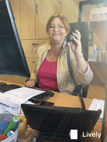 sandrine gif.gif