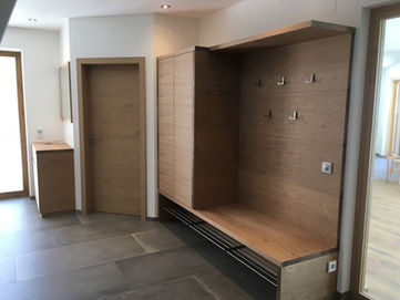 Garderobe Eiche genoppt