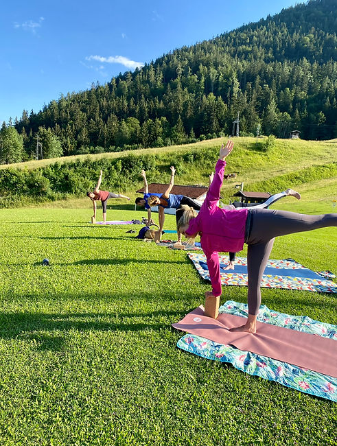 Hatha_Yoga_Vinyasa_Outdoor_Natur_Fitness_Sport_Oberaudorf_Kiefersfelden