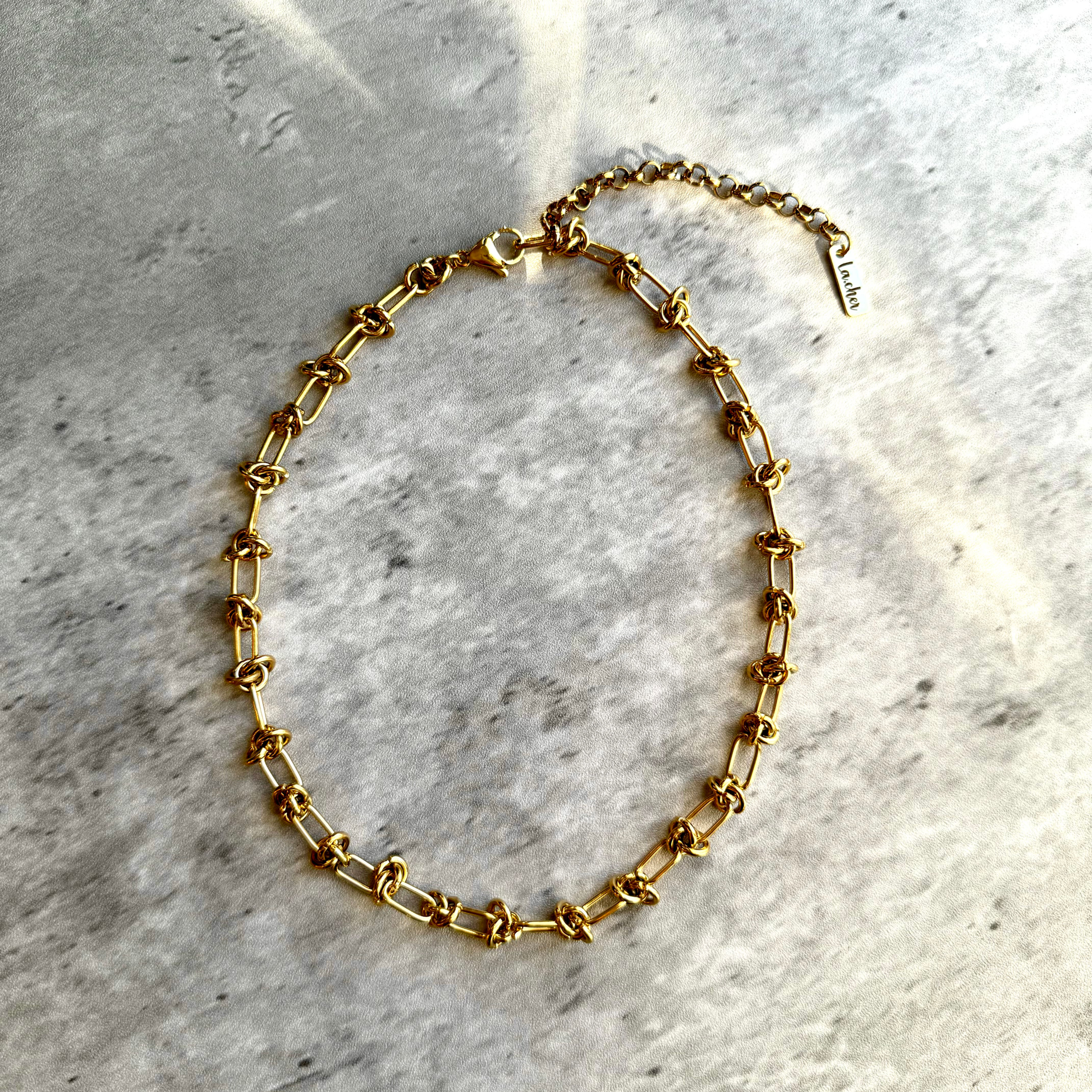 MTL NKL 17 - Chunky Gold Knot/Thorn Chain Necklace