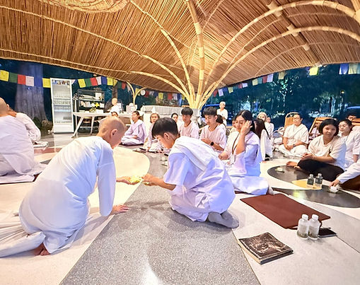 สถิตอยู่ในใจตราบนิรันดร์
น้อมสำนึกในพระกรุณาธิคุณอันหาที่สุดมิได้
