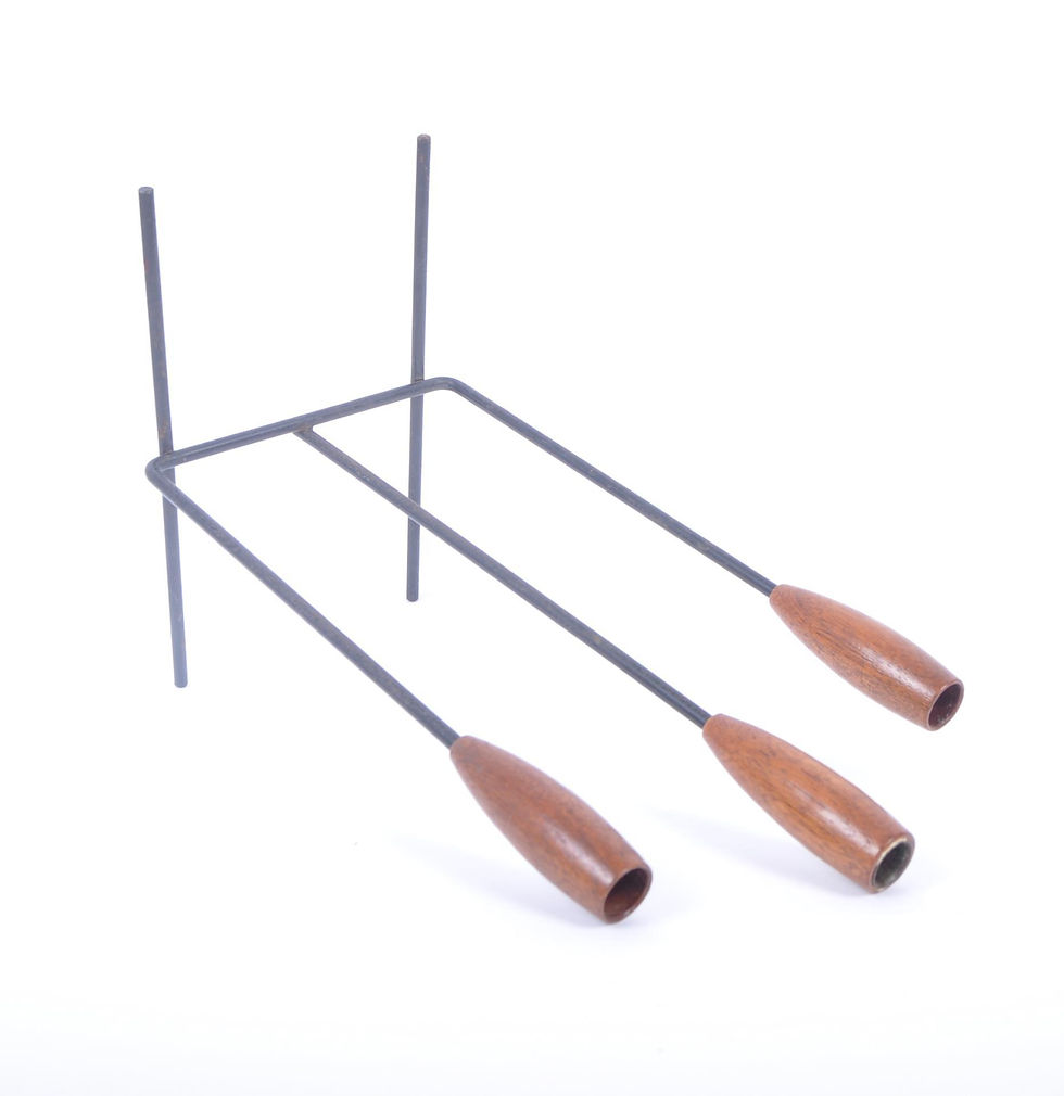 featuring three teak holders, black metal accents, and a sturdy wire base, showcasing classic minimalist charm.