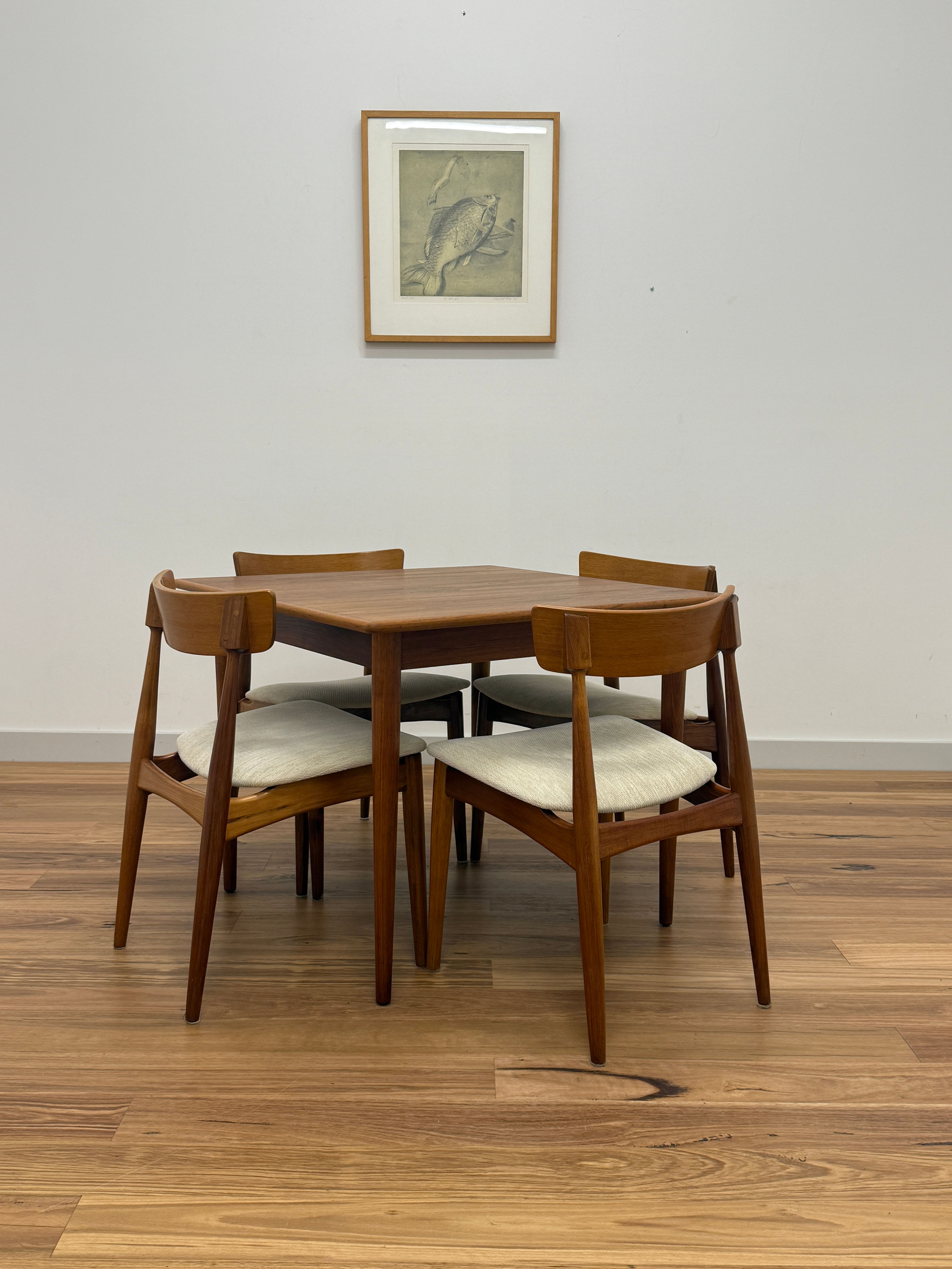 T.H. Brown Compact Mid-Century Dining Table – Fully Restored (91.5 × 91.5 cm)