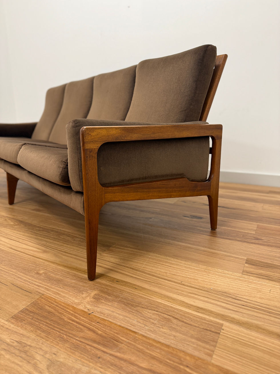 Don Rex–Style Mid-Century 4-Seater Sofa – Refurbished