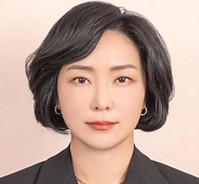 박지현 이사님 대표사진_edited.jpg