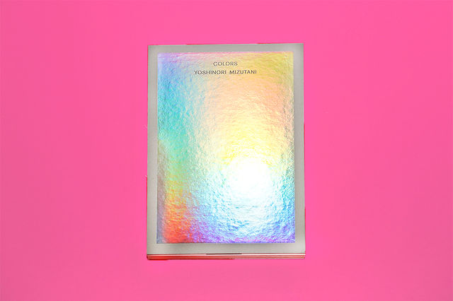 Yoshinori Mizutani | 水谷吉法 | Photobooks COLORS